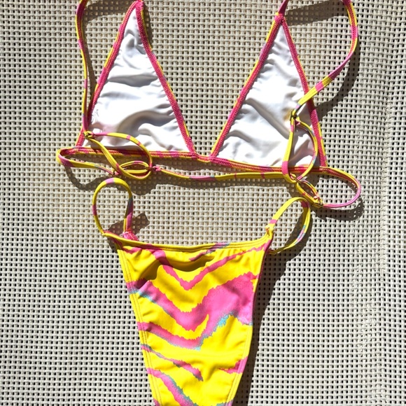Minimale Animale Bikini Set Top & Brief - Picture 2 of 4